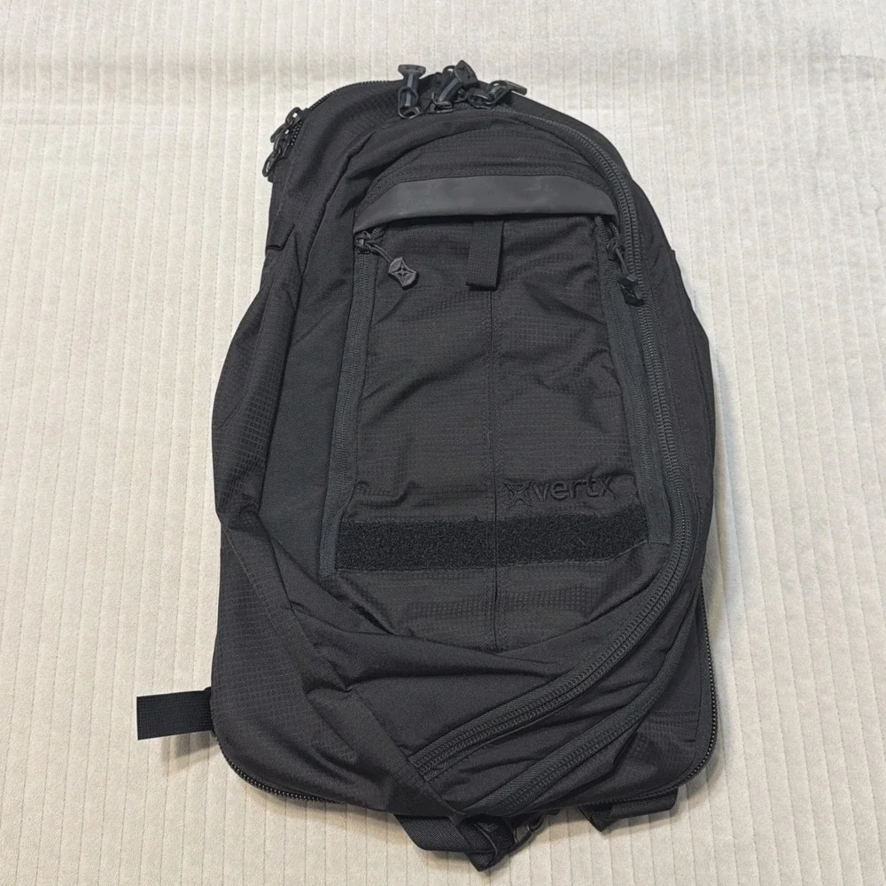 Vertx Commuter Sling 2.0 EDC CCW Bag F1 VTX5011 Backpack Black EUC